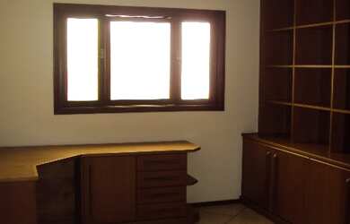 Imagem 11: 3 dormitórios, 3 suíte, 5 banheiro, 4 vagas na garagem, 240M² de Área...