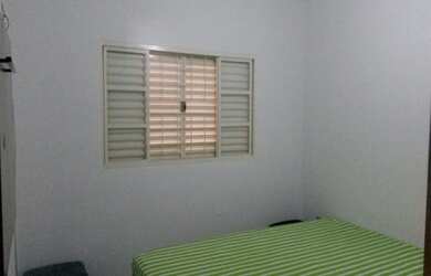 Imagem: A casa possui 1 Dormitório, 1 Banheiro, 24m² de Área Privada