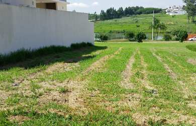 Imagem: O terreno possui 577m² de Área e está localizado em Itapecerica