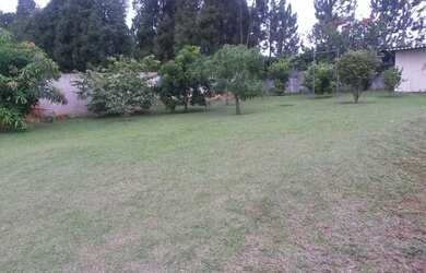 Imagem: A casa possui 7 Dormitórios, 3 Suítes, 7 Banheiros, 10 Vagas