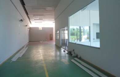 Imagem: O depósito possui 7 Banheiros, 1.057m² de Área Privada e