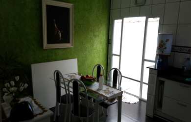 Imagem: 3 dormitórios, 1 suítes, 3 banheiro, 2 vagas na garagem, 150M²