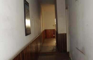 Imagem: A casa possui 3 Dormitórios, 2 Banheiros, 196m² de Área Privada