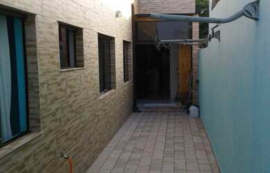 Imagem 2: 3 dormitórios, 3 suíte, 1 banheiros, 2 vagas na garagem, 120M² de Área...