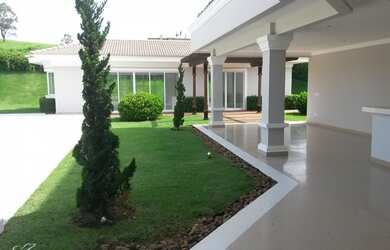 Imagem 8: Terras de São José II. Piscina, 8 Vagas na garageme5 Dormitórios