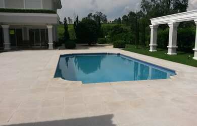 Imagem 16: Terras de São José II. Piscina, 8 Vagas na garageme5 Dormitórios