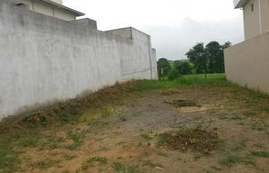 Imagem: O terreno possui 200m² de Área e está localizado em Jardim