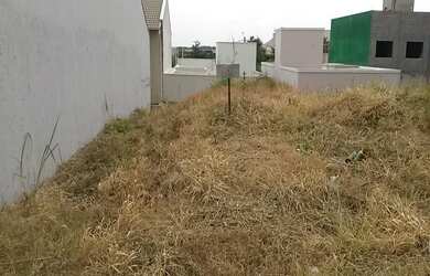 Imagem: O terreno possui 200m² de Área e está localizado em Jardim