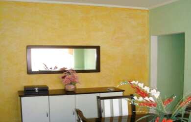 Imagem: A casa possui 3 Dormitórios, 1 Suíte, 3 Banheiros, 3 Vagas