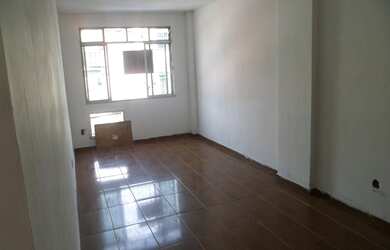 Imagem: O apartamento possui 2 Dormitórios, 2 Banheiros e 81m² de