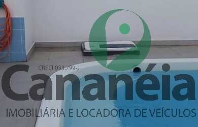 Imagem: A casa possui 3 Dormitórios, 1 Suíte, 3 Banheiros e está