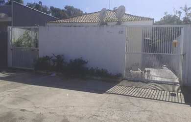 Imagem 3: 2 dormitórios, 1 banheiros, 3 vagas na garagem, 170M² de Área Construída