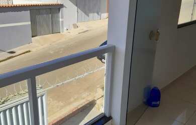 Imagem 10: CASA DUPLEX À VENDA POR 180 MIL REAIS NO BAIRRO DE FÁTIMA