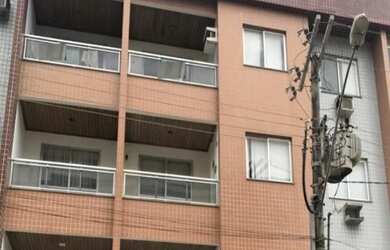 Imagem: O apartamento possui 2 Dormitórios, 1 Suíte, 1 Banheiro, 1