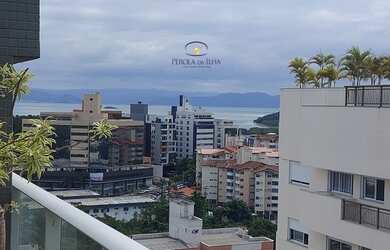 Imagem: O apartamento possui 2 Dormitórios, 2 Banheiros, 2 Vagas na