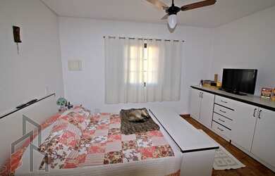 Imagem 11: 4 dormitórios, 1 suítes, 4 banheiro, 2 vagas na garagem, 200M² de Área...