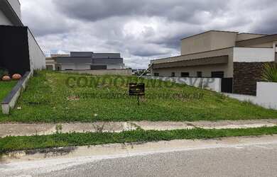 Imagem: O terreno possui 308m² de Área Privada, Imóvel novo e está