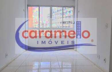 Imagem: O apartamento possui 2 Dormitórios, 1 Banheiro e 64m² de Área