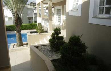 Imagem: 3 dormitórios, 3 suíte, 5 banheiro, 3 vagas na garagem