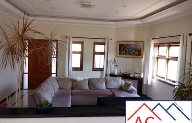 Imagem: 3 dormitórios, 1 suítes, 1 banheiros, 2 vagas na garagem