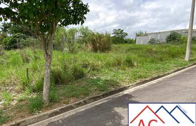 Imagem: O terreno possui 290m² de Área e está localizado em Villaggio