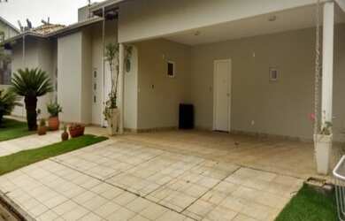 Imagem: 4 dormitórios, 2 suíte, 5 banheiro, 3 vagas na garagem, 600M²