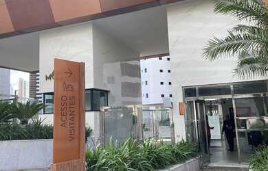 Imagem 2: REPASSE no Monvert Odebrecht, 285m², 4 suítes, depósito, permite animais, 4 ou 5 vagas, in