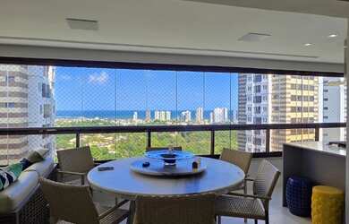 Imagem: O apartamento possui 3 Dormitórios, 3 Suítes, 5 Banheiros