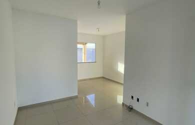 Imagem: A casa em condomínio possui 2 Dormitórios, 1 Banheiro, 2 Vagas