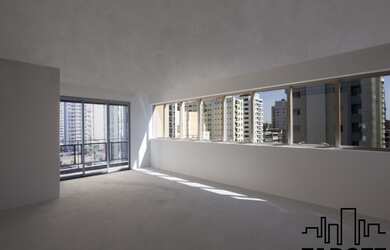 Imagem: A sala comercial possui 4 Banheiros, 14 Vagas na garagem, 379m²