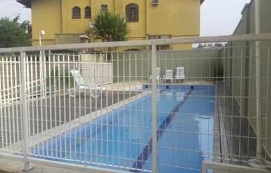 Imagem: O apartamento possui 2 Dormitórios, 1 Suíte, 2 Banheiros