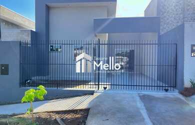 Imagem: A casa possui 3 Dormitórios, 1 Suíte, 2 Banheiros, 1 Vaga