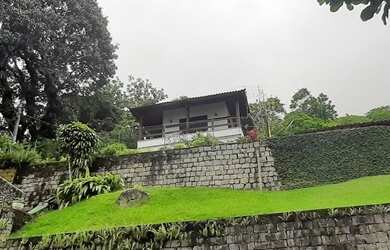 Imagem 7: Casa com vista livre para o mar no centro de Mangaratiba - RJ