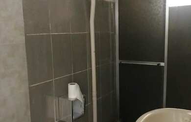 Imagem 13: Casa com quintal grande próximo à praia em Itacuruçá