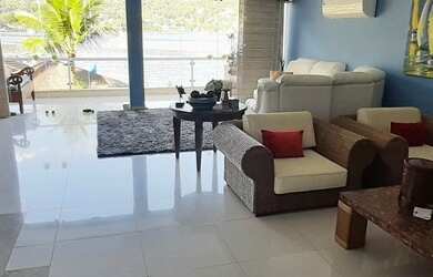 Imagem 4: Casa de frente para o mar no condomínio Portogalo - Angra dos Reis