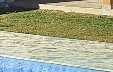 Imagem: A chácara possui 4 Dormitórios, 4 Suítes, 6 Banheiros, 1.000m²