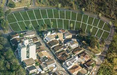 Imagem: O terreno possui 304m² de Área e está localizado em Bela