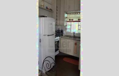 Imagem: A casa em condomínio possui 2 Dormitórios, 2 Banheiros, 2