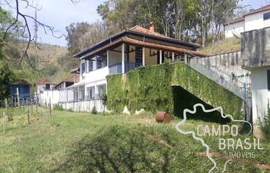 Imagem: A fazenda possui 4 Dormitórios, 2 Banheiros, 143m² de Área