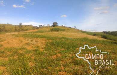 Imagem: A fazenda possui 3 Dormitórios, 2 Banheiros, 88m² de Área