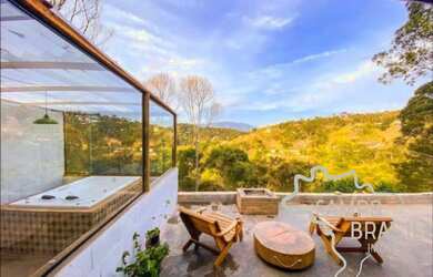 Imagem: A chácara possui 1 Dormitório, 1 Suíte, 3 Banheiros, 1.076m²