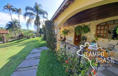 Imagem: A chácara possui 3 Dormitórios, 3 Suítes, 3 Banheiros, 6