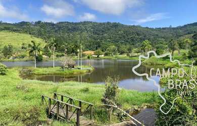 Imagem: A fazenda possui 1 Dormitório, 2 Banheiros, 95m² de Área