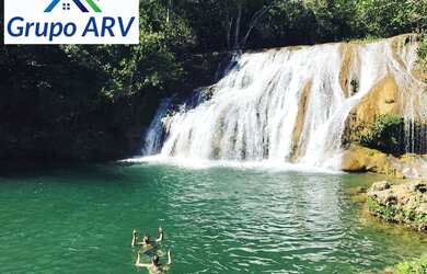 Imagem: A fazenda possui 20 Dormitórios, 5 Suítes, 10 Banheiros, 127