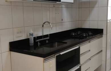 Imagem: O apartamento possui 3 Dormitórios, 1 Suíte, 2 Banheiros