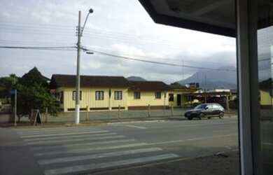 Imagem: O terreno possui 450m² de Área e está localizado em Centro