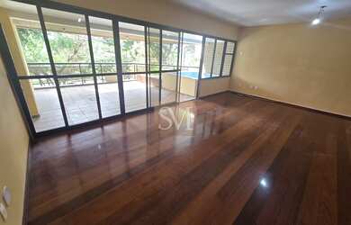 Imagem: O apartamento possui 4 Dormitórios, 1 Suíte, 3 Banheiros