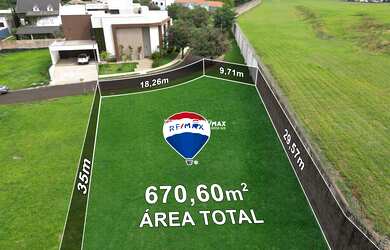 Imagem: O terreno possui 670m² de Área Privada e está localizado