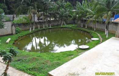 Imagem: A casa possui 5 Dormitórios, 2 Suítes, 7 Banheiros, 5 Vagas