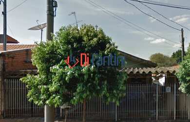 Imagem: A casa à venda possui 2 Dormitórios, 2 Banheiros, 2 Vagas